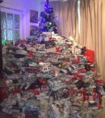 "Anul acesta copiii mei vor primi 96 de cadouri fiecare". Mama copleşită de magia Crăciunului