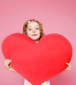 Dezvoltarea copilului de la 0-6 ani: emotii si sentimente