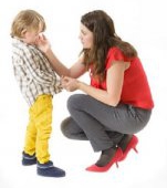Cum să îi răspunzi copilului tău când devine agresiv