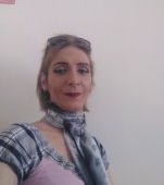 Cum este să fii o mamă transgender în România: interviu cu Alexa