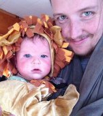 Un bebeluș canadian devine cea mai tânără persoană nongender