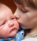 Cum să tratezi, în mod natural, eczemele bebelușului