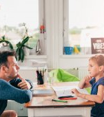 6 detalii de care să ții cont când cumperi un birou pentru copil