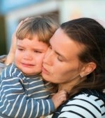 „Mami, mă doare”: Cum îți dai seama că este o durere reală sau o criză de atenție?