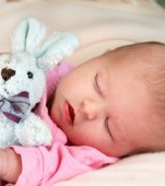 Cum reducem la minimum riscul SIDS la bebeluși