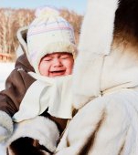 Semne că bebelușului tău îi este frig când ieșiți la plimbare în sezonul rece