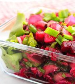Salată de sfeclă roșie fiartă