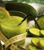 Smoothie verde pentru un abdomen plat 