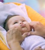 Tu știi ce este și la ce folosește grăsimea brună a bebelușilor?