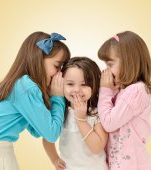 Copiii din Anglia vor face educație sexuală în școli și grădinițe de la 4 ani