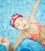 Pericolul neștiut din piscine: povestea teribilă a unei mame, pe care toți trebuie să o citim
