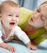 Colicile bebelusului: sfaturi de la medici si trucuri incercate de mamici