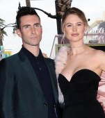 Fotografii rare cu cele două fiice ale lui Adam Levine și Behati Prinsloo