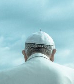 Biserica Catolică recunoaște: preoții catolici germani au abuzat peste 3000 de copii