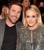Carrie Underwood a dezvăluit că a suferit trei avorturi spontane, înainte de a rămâne însărcinată
