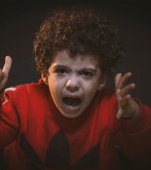5 recomandări psihologice pentru copiii care fac des crize de furie