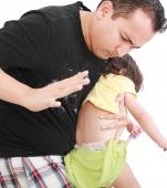 De ce să nu îți pălmuiesti niciodată copilul