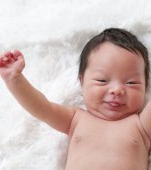 Ce este milium (milia) la bebeluși?