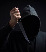 Se întâmplă în România: profesoară înjunghiată în școală în plină zi