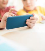 Ministrul Educației nu interzice telefoanele mobile în școli 