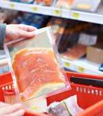 Produs alimentar contaminat și retras de pe rafturi în unul din hypermarketurile din România