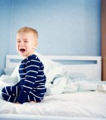 10 motive care explică de ce copilul tău nu vrea să doarmă singur