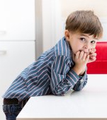Copiii care mint sunt mai deștepți, spun cercetătorii