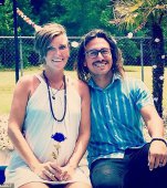 O femeie este numită ucigașă pentru că bebelușul ei s-a născut mort după o naștere naturală fără medicație