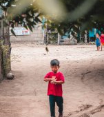 Premieră în România: este introdus primul sistem de identificare a copiilor care abandonează școală