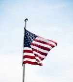 O mamă nu avea condiții să alăpteze la muncă, a dat în judecată angajatorul și a câștigat 1.5 milioane de dolari