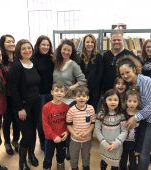 Prima bibliotecă făcută din donaţiile copiilor