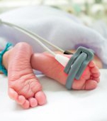 Miracolul vieții: s-a născut cel mai micuț bebeluș din lume!