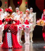 Premiera baletului „Alice în Țara Minunilor”, primită cu aplauze la Opera Comică pentru Copii
