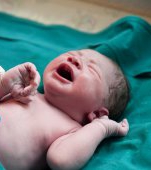 Caz unic: o femeie a născut 6 bebeluși în numai nouă minute