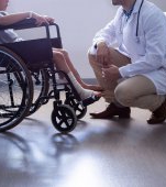 Un copil a rămas paralizat pe viață după ce a mâncat o felie de măr la grădiniță