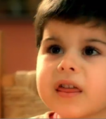 Cum arată acum și ce face fetița din reclama la salam săsesc