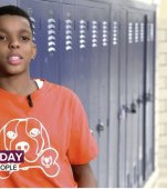 Cum a ajutat un copil de 11 ani 20.000 de oameni ai străzii