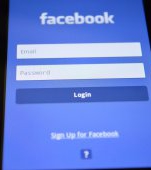 Adevărul dureros aflat de un tată după ce a citit Facebook-ul soției lui, uitat deschis