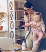Demonstrat științific: copiii nu suferă dacă mamele se întorc la muncă