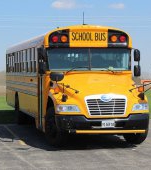 Un băiețel a fost găsit mort după ce a fost uitat în autobuzul școlii o zi întreagă