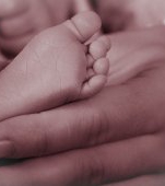 Un cuplu american susține că a născut copilul „greșit”. Cum este posibil