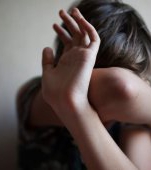 Video șocant! Un copil de 9 ani, bătut crunt, după o discuție pe Facebook