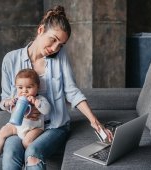 Mamele, predispuse la această greșeală în social media. Cum le afectează copiii