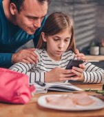 Aplicația care nu trebuie să lipsească din telefonul niciunui copil. Cum funcționează