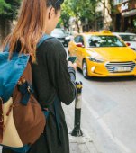 Încă o adolescentă de 14 ani a dispărut de acasă! Părinții sunt disperați 