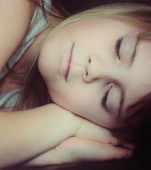 Cum îl faci pe copilul tău să doarmă toată noaptea