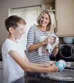 Daca reușești să îți faci copilul să rezolve singur aceste sarcini, poți să fii mândru