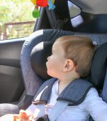 Și-a uitat bebelușul în mașină, la 37 de grade. Replica șocantă a mamei, când a prins-o poliția