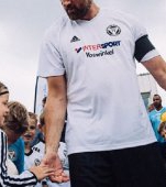 Cine se aștepta la așa ceva din partea unui sportiv? Fost star internațional, acuzat că făcea asta unor copii!