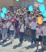 Scandalos! Ce se întâmplă ILEGAL la fiecare deschidere de an școlar! Si se TOLEREAZĂ asta de 30 de ani!